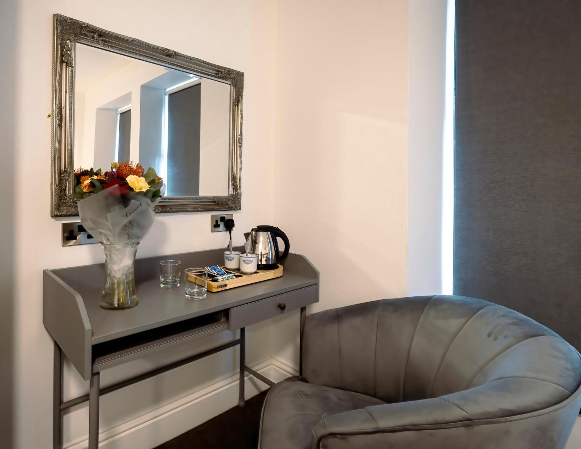 The Friendship Hotel Stocksbridge  Room photo